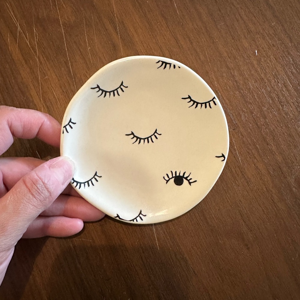 Rae Dunn Trinket Dish with Eyelash Design